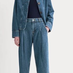 Everlane High Rise Pleated Jean 26 (mid indigo)